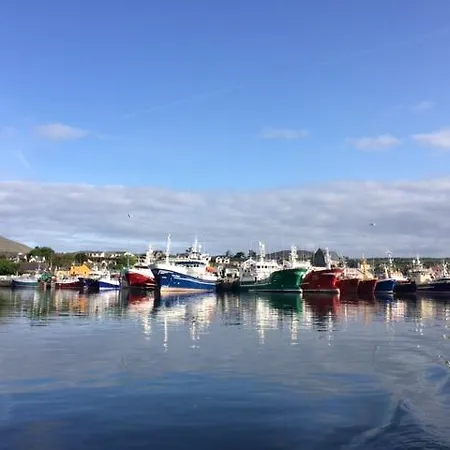 The Beara Coast Отель Каслтаунбер